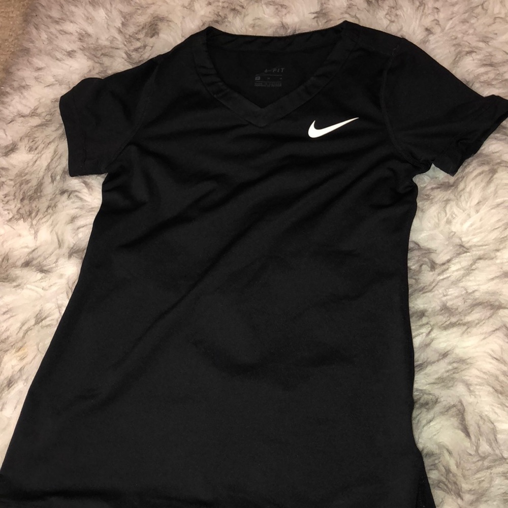 Nike dri fit top